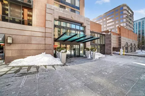 4 Martine Ave #612, White Plains, NY 10606