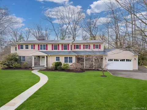 981 Green Meadow Ln, Mamaroneck, NY 10543