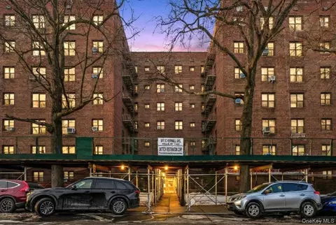 204-15 Foothill Ave #B44, New York, NY 11423