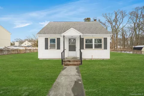 289 Jefferson, Mastic Beach, NY 11951