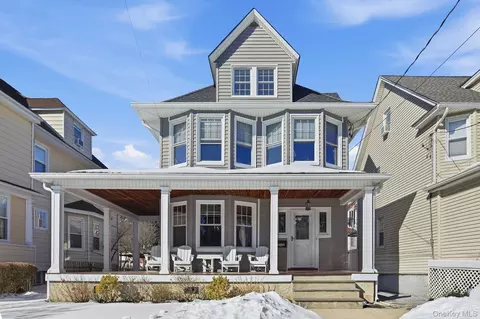 32 Brookside Pl, New Rochelle, NY 10801