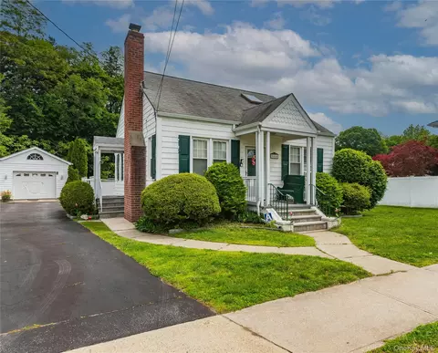 964 Pemart Ave, Peekskill, NY 10566