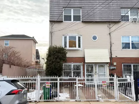 2076 Caesar Pl, New York, NY 10473