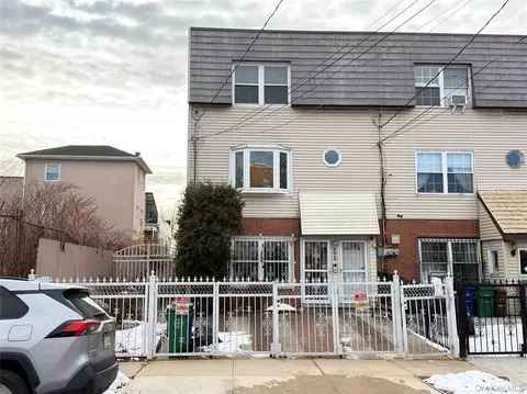 2076 Caesar Pl, New York, NY 10473 photo 2