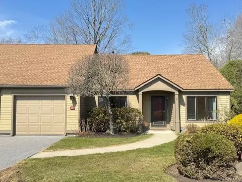 680 Heritage Hills Dr #C, Somers, NY 10589