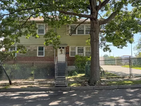 14947 124th St, New York, NY 11420