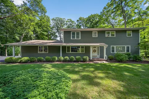 57 Fawn Hill Rd, Tuxedo, NY 10987