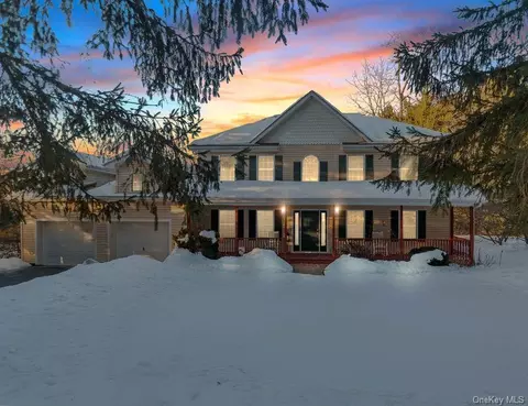 67 Seaman Rd, Stormville, NY 12582