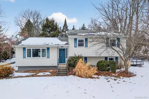 85 Farries Ave, Florida, NY 10921