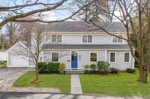 1054 Clay Ave, Pelham, NY 10803