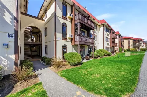 14 Granada Cres #18, Greenburgh, NY 10603