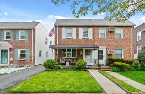 77-17 85th St, Glendale, NY 11385