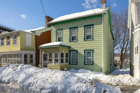 50 Albany St, Poughkeepsie, NY 12601