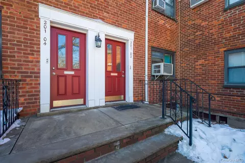 201-02 19th Ave #2-142, Whitestone, NY 11357