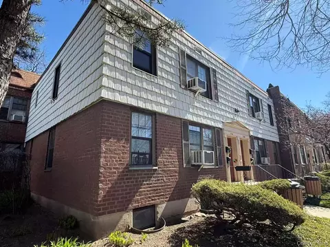 71-43 Park Dr E #A, Flushing, NY 11367 photo 2
