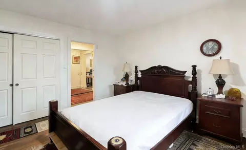 71-43 Park Dr E #A, Flushing, NY 11367 photo 6