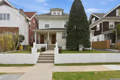 132 Overlook St, Mount Vernon, NY 10552