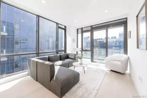 33-66 Farrington St #9I, New York, NY 11354 photo 3