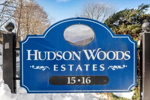 15 Scenic Dr #A, Cortlandt, NY 10520