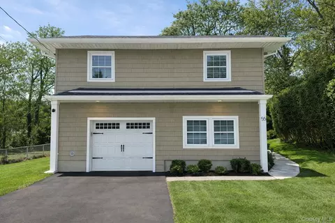 55 Hillside Ave, Huntington, NY 11743