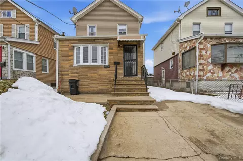 13158 223rd St, Laurelton, NY 11413