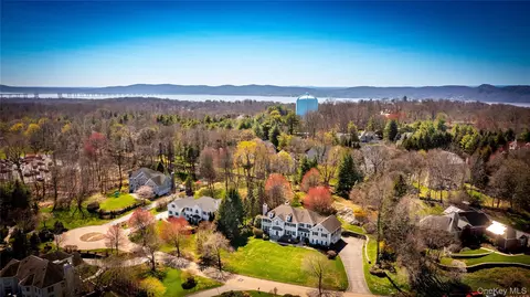 178 Hirst Rd, Briarcliff Manor, NY 10510
