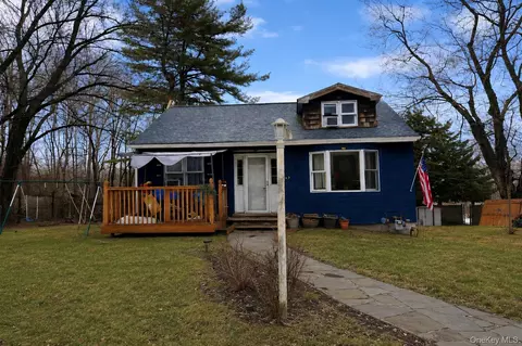 142 Buena Vista Rd, Clarkstown, NY 10956
