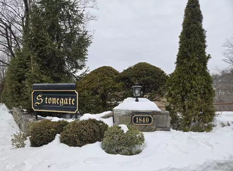 1840 Crompond Rd #9A6, Peekskill, NY 10566