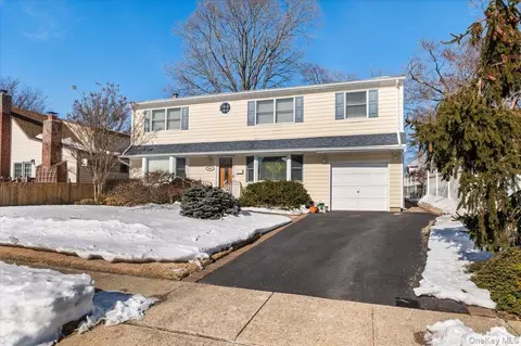 2621 Elderberry Rd, North Bellmore, NY 11710