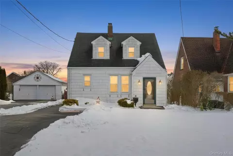 64 Stuart Ave, Amityville, NY 11701
