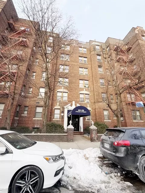 40-35 Ithaca St #3B, Elmhurst, NY 11373