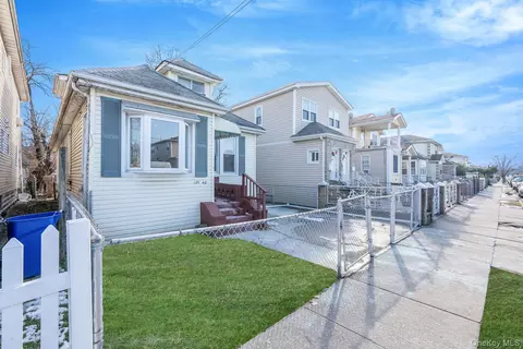 17140 119th Ave, Jamaica, NY 11434