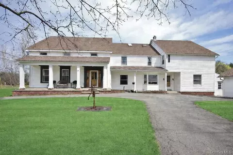 487 Black Meadow Rd, Chester, NY 10918