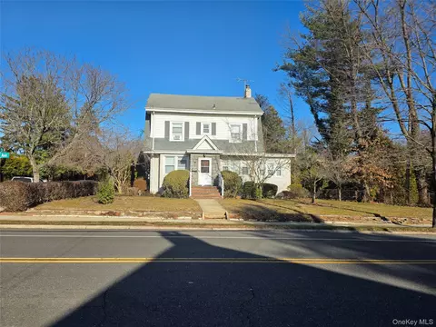 339 Tulip Ave, Floral Park, NY 11001