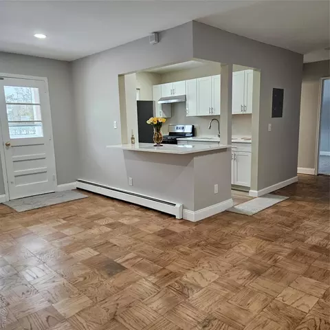 71 Adams Rd # E 2A, Central Islip, NY 11722