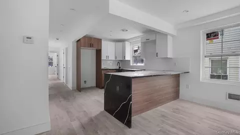 Entry Way - 338 E 234th St, New York, NY 10470 photo 2 of 4