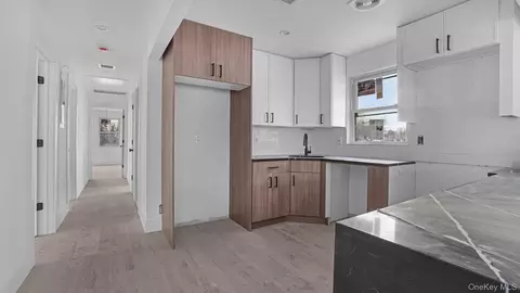 Entry Way - 338 E 234th St, New York, NY 10470 photo 4 of 4
