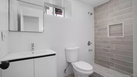 Bath - 338 E 234th St, New York, NY 10470 photo 2 of 2
