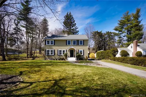 49 Maple Ave, Warwick, NY 10990