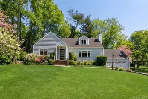 24 Old Well Rd, Purchase, NY 10577
