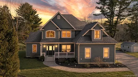 50 Meghan Ct, Mamakating, NY 12566