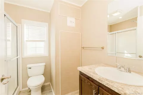 150 Apt 4 Main St, Islip, NY 11751 photo 11