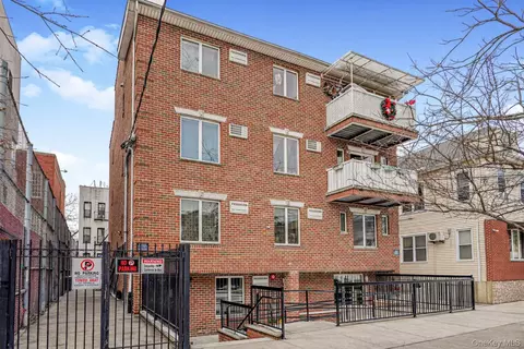 1838 W 13th St, Brooklyn, NY 11223