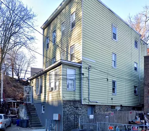 237 Willow St, Yonkers, NY 10701