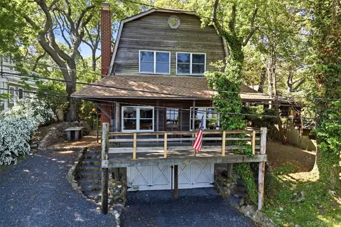 142 Shore Dr, Sound Beach, NY 11789