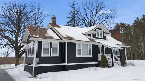 1091 Albany Post Rd, Gardiner, NY 12525