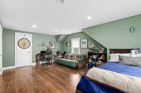 Bedroom - 8 Goldwin St, Rye, NY 10580 photo 2 of 5