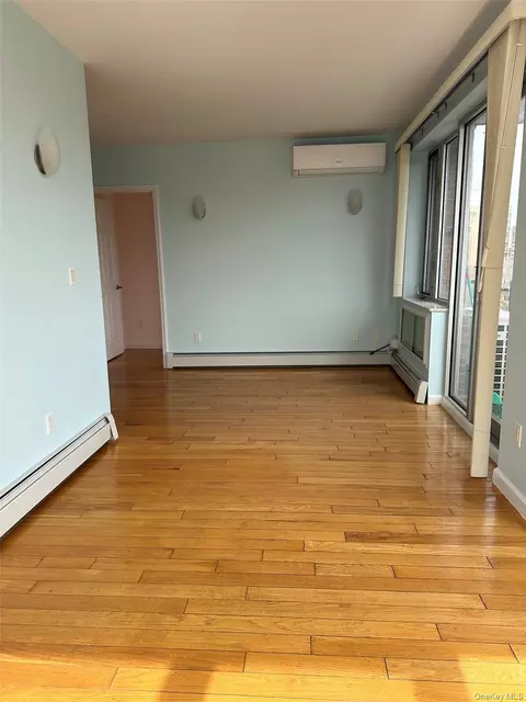 Living - 136-21 Latimer Pl #4L, New York, NY 11354 photo 2 of 5