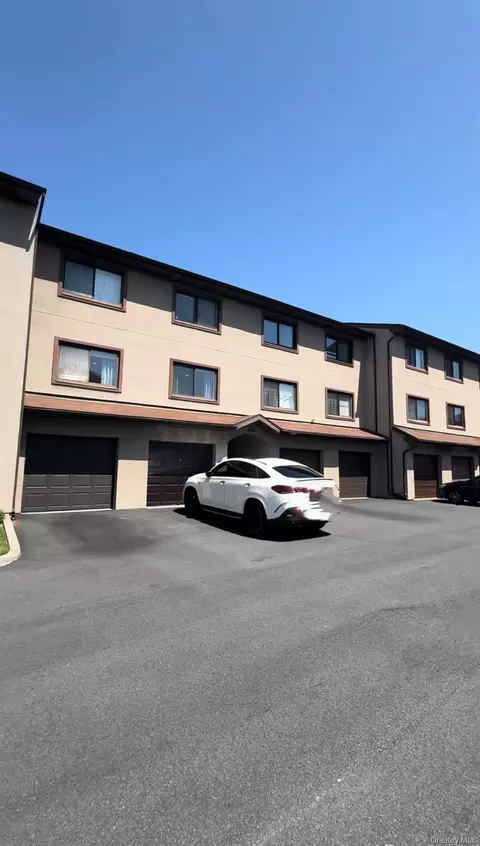 524 115th St #524C, College Point, NY 11356