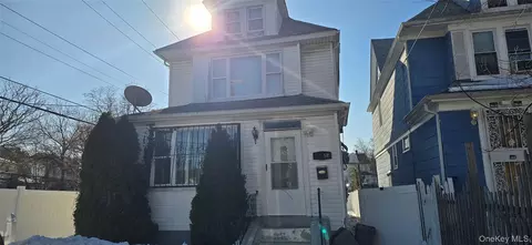 110-58 166th St, New York, NY 11433